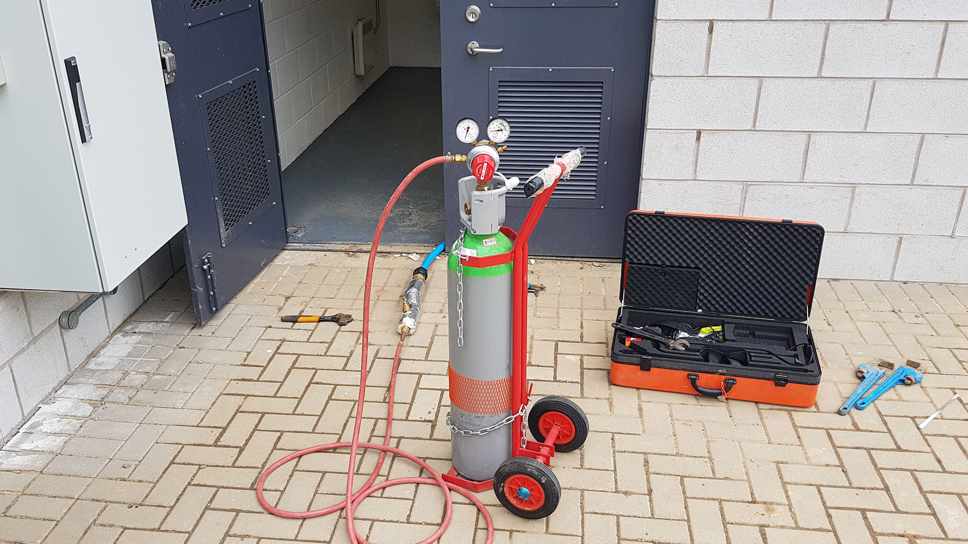 Başiskele Özel Manometre Cihazı bağlama